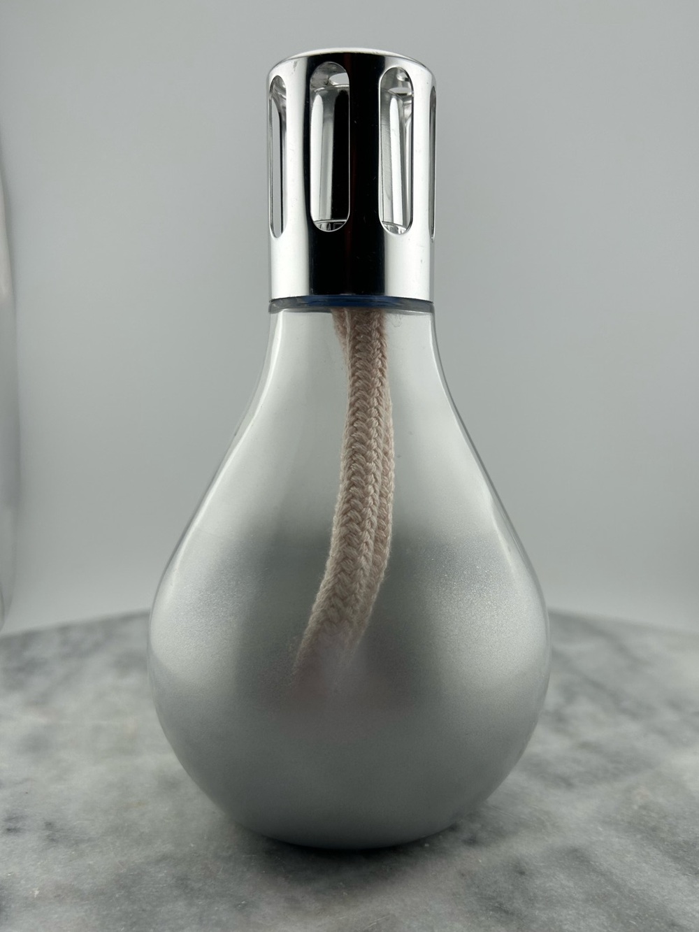 RARE- Authentic Clear and Silver Glass Lightbulb Shapeย Lampe Berger